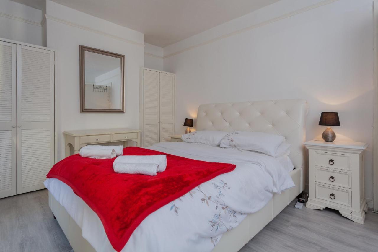 Windsor House Vila Londonderry Exterior foto